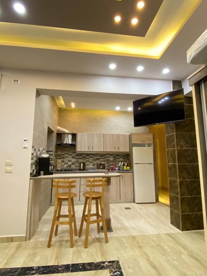 Lotus Housing For Furnished Apartments 제라시 외부 사진
